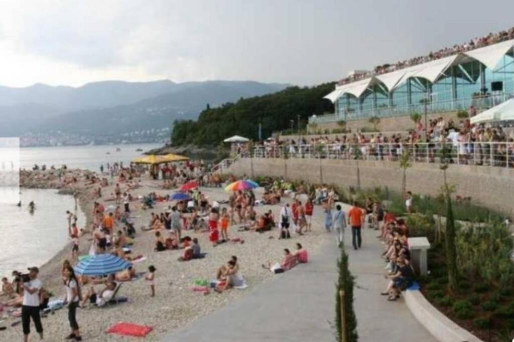 Rossy Apartment Rijeka Bagian luar foto