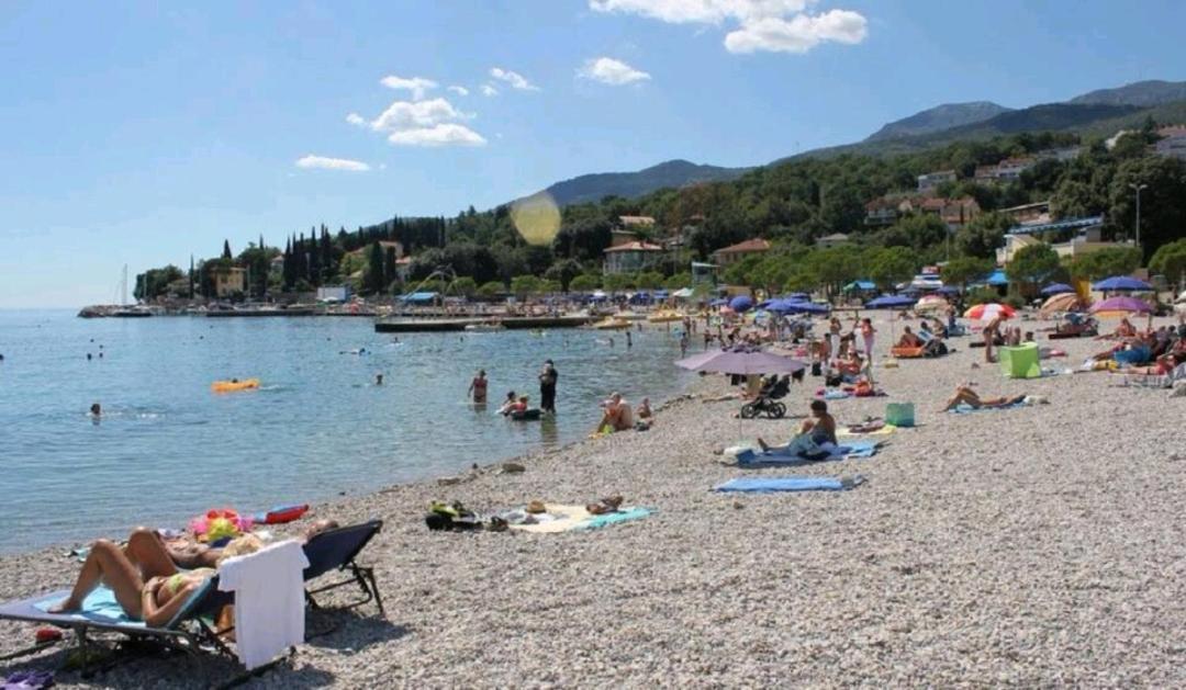 Rossy Apartment Rijeka Bagian luar foto