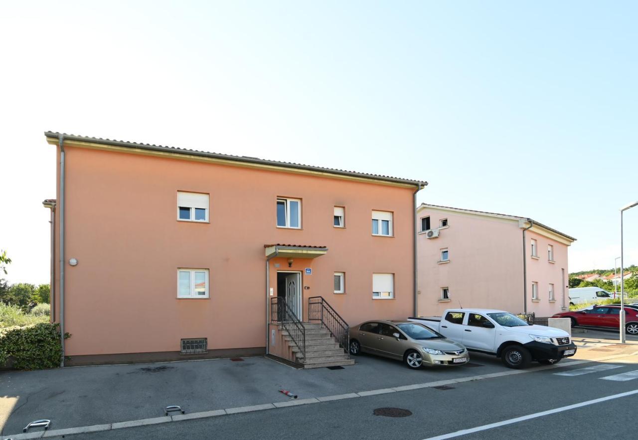 Rossy Apartment Rijeka Bagian luar foto