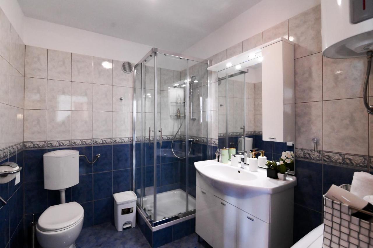 Rossy Apartment Rijeka Bagian luar foto