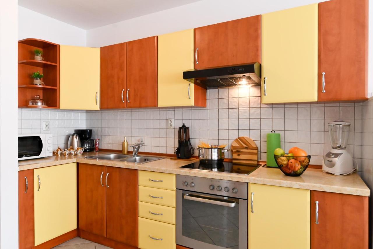 Rossy Apartment Rijeka Bagian luar foto