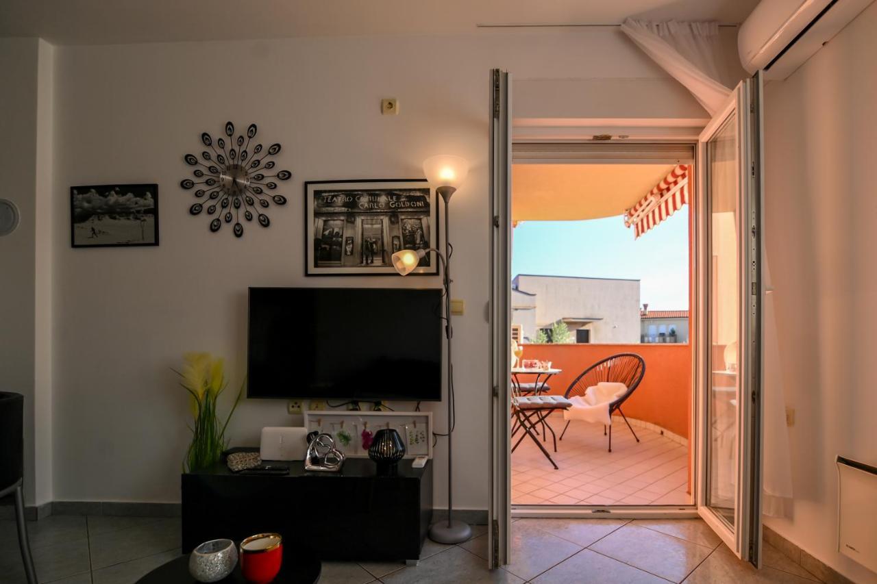 Rossy Apartment Rijeka Bagian luar foto